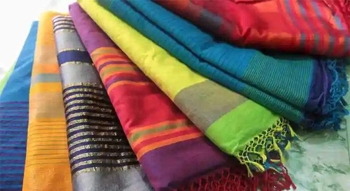 Handlooms in Nagapattinam  : Optex Handlooms Showroom in Velippalayam